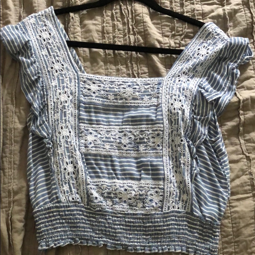 Blue crop top